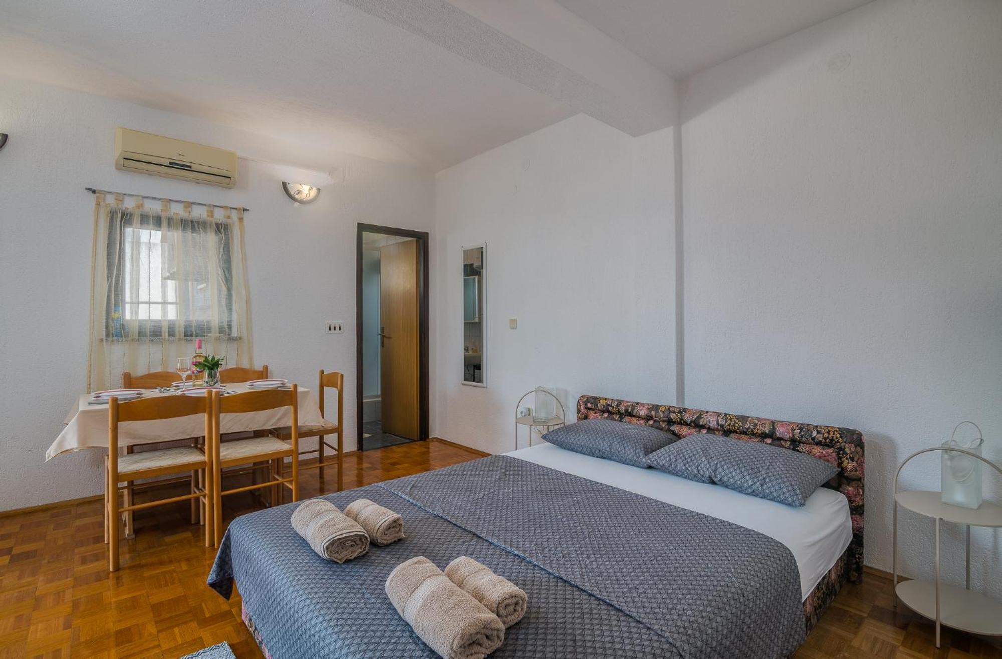 Apartments Bahar Krk Кърк Екстериор снимка