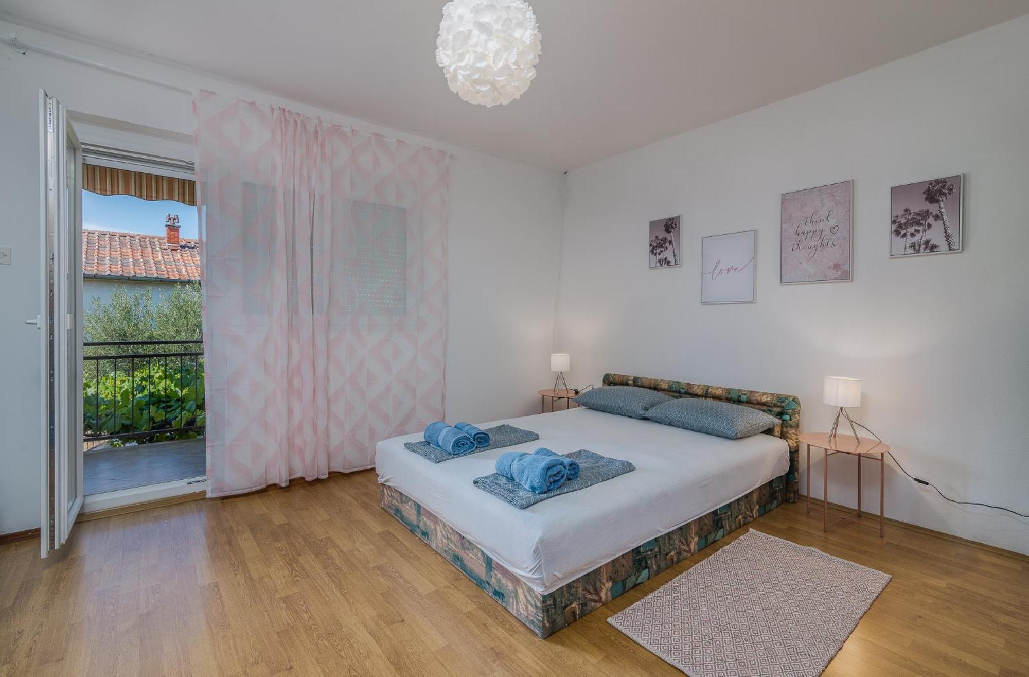 Apartments Bahar Krk Кърк Екстериор снимка