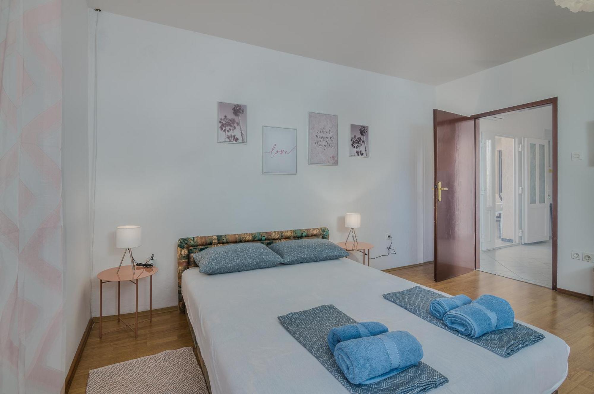 Apartments Bahar Krk Кърк Стая снимка